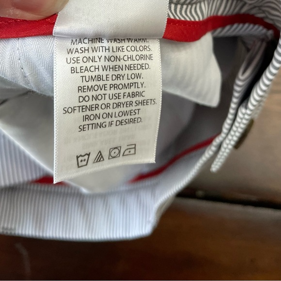 Men’s lightweight golf shorts, gray/white striped, with pockets. Size 38. EUC! - Picture 11 of 11